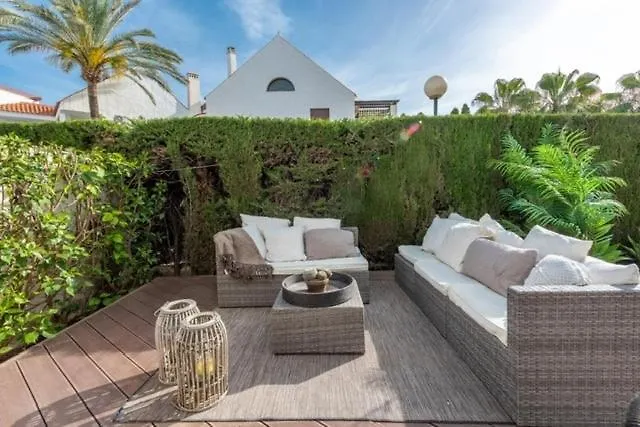 Modern Ground Floor With Private Garden In Nueva Andalucia Apartment *