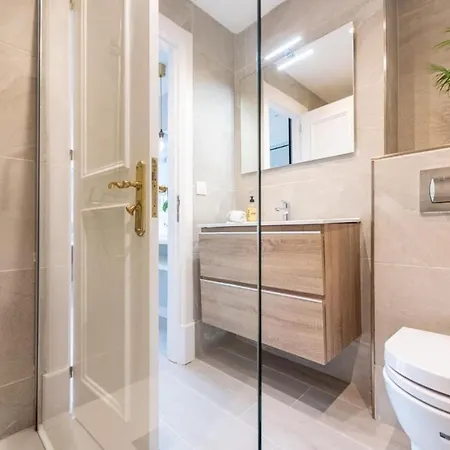 Modern Ground Floor With Private Garden In Nueva Andalucia 公寓 马尔韦利亚