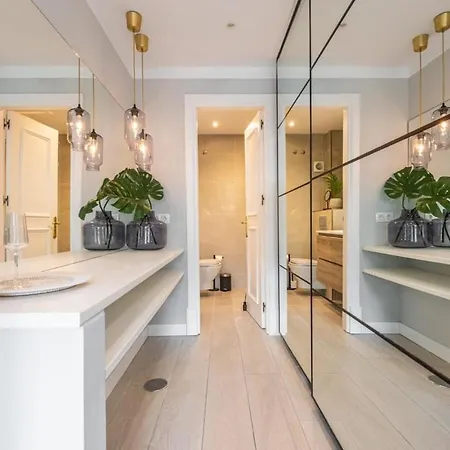 Modern Ground Floor With Private Garden In Nueva Andalucia * 马尔韦利亚