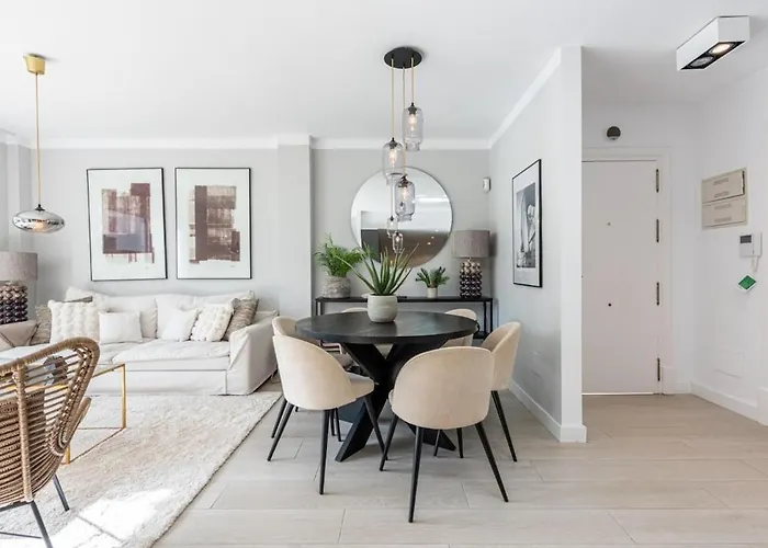 Modern Ground Floor With Private Garden In Nueva Andalucia Apartament