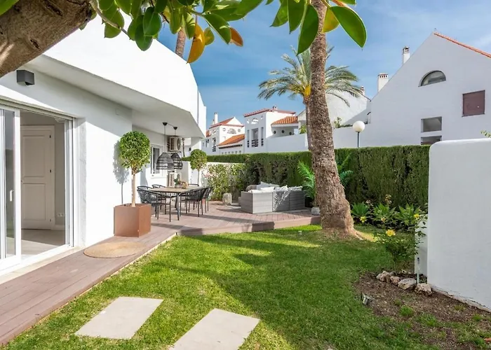 Modern Ground Floor With Private Garden In Nueva Andalucia Apartament *